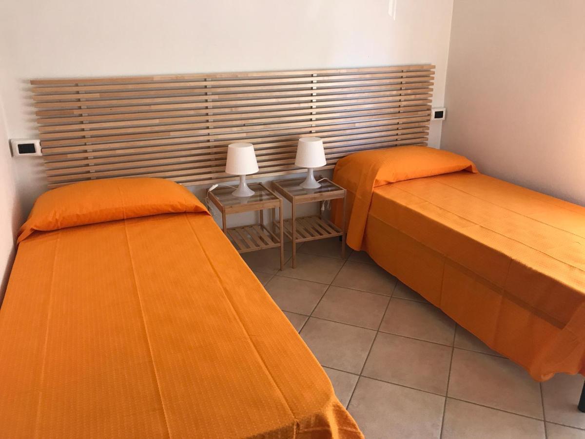 A Casa Di Olivia Apartment Girasole Bagian luar foto